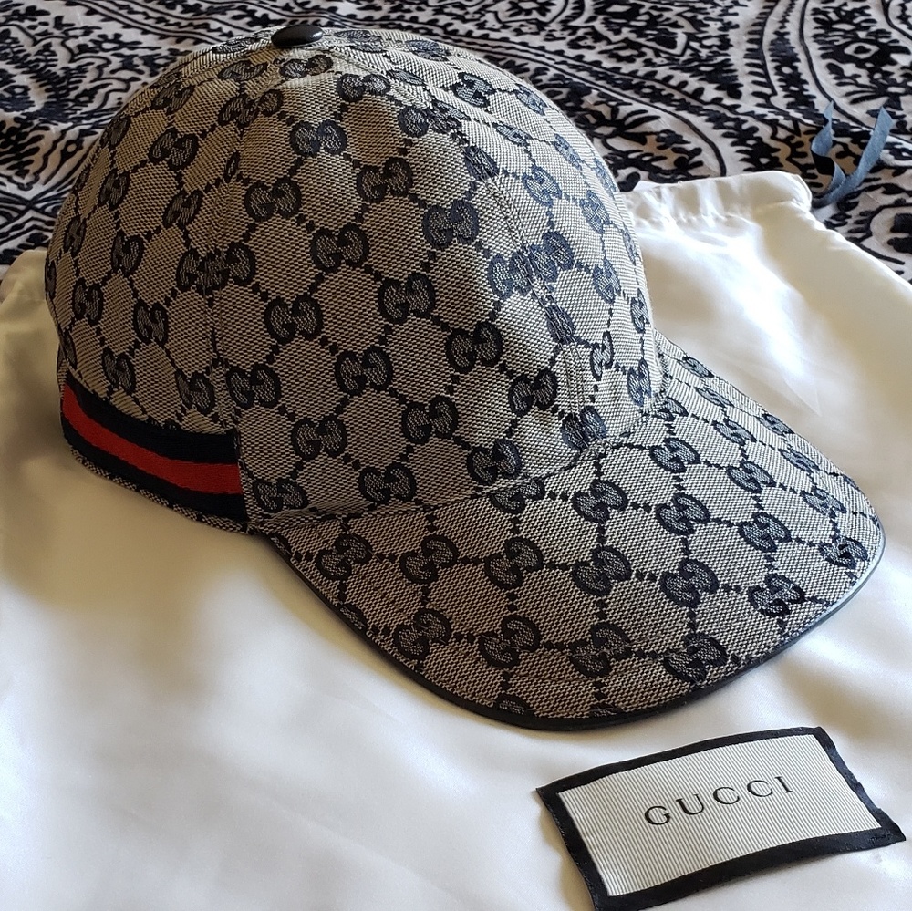Mens Gucci Supreme  GG Hat. Blue